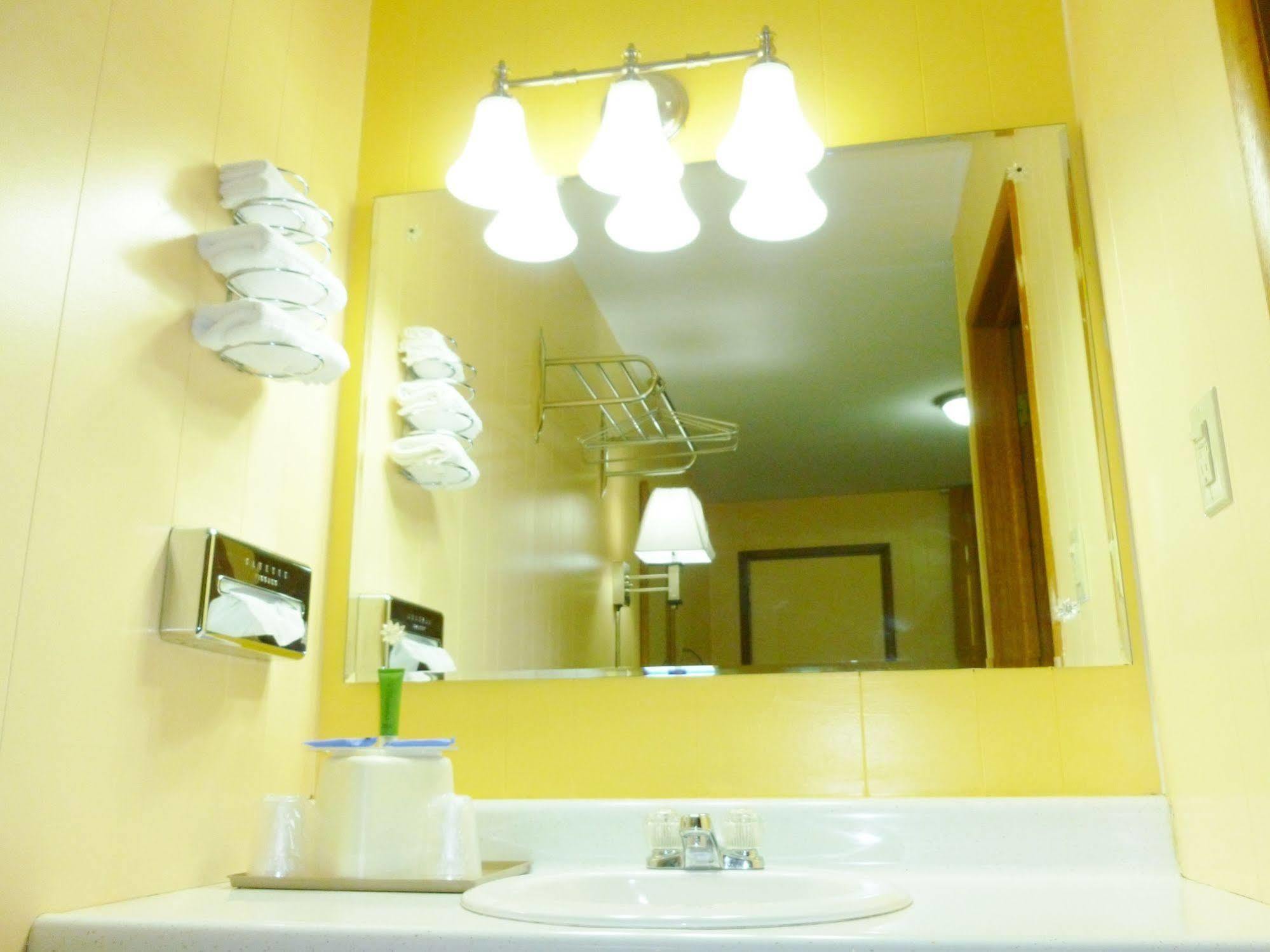 Royal Rest Motel Chariton 外观 照片